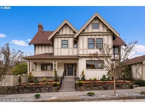 2409 SE Stephens St, Portland, OR 97214
