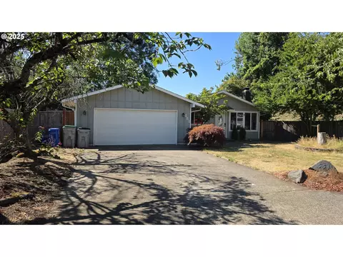 551 Panda Loop, Eugene, OR 97401