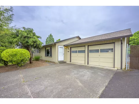 381 SE 37th Ave, Hillsboro, OR 97123
