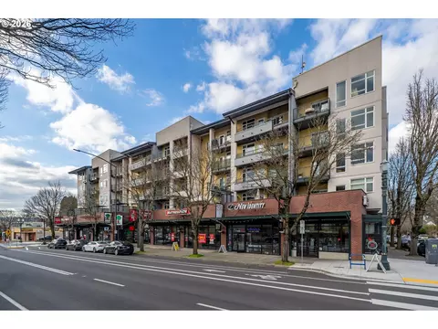 1718 NE 11th Ave #415, Portland, OR 97212