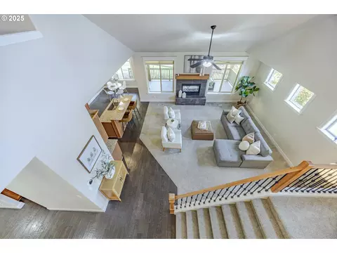 Living - 3467 Timberbrook Way, Eugene, OR 97405 photo 8 of 8