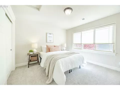 Bedroom - 3467 Timberbrook Way, Eugene, OR 97405 photo 6 of 7
