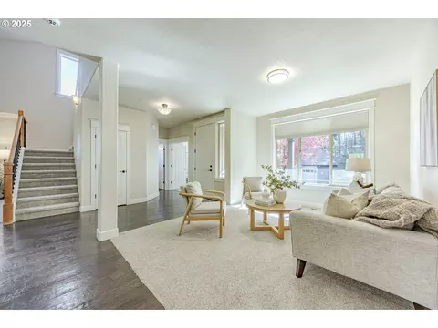 Living - 3467 Timberbrook Way, Eugene, OR 97405 photo 3 of 8