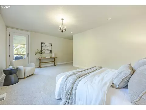 Bedroom - 3467 Timberbrook Way, Eugene, OR 97405 photo 3 of 7