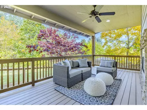 Exterior - 3467 Timberbrook Way, Eugene, OR 97405 photo 4 of 7