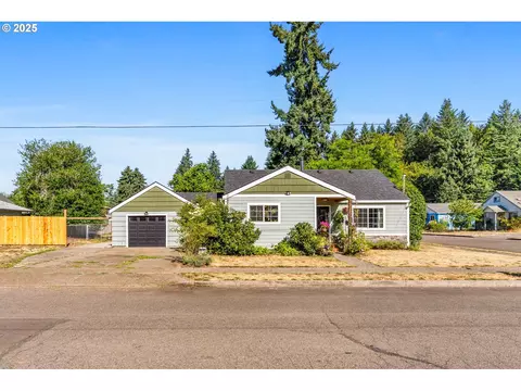 540 17th Ave, Sweet Home, OR 97386