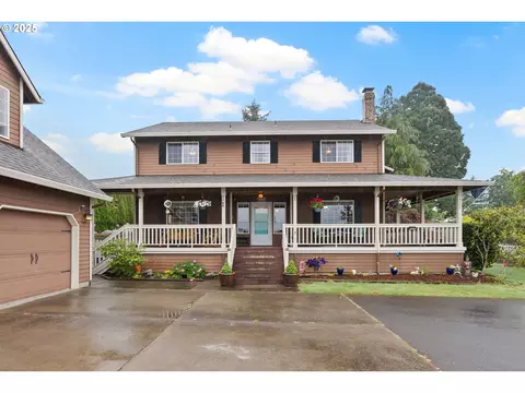 14504 SE Old Barn Ln, Damascus, OR 97089