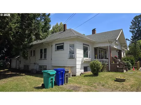 Exterior - 885 NE 3rd St, Gresham, OR 97030 photo 2 of 6