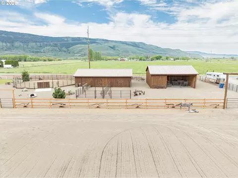 Other - 975 N 10th St, Union, OR 97883 photo 2 of 16