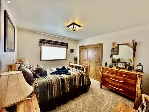 Bedroom - 975 N 10th St, Union, OR 97883 photo 1 of 4