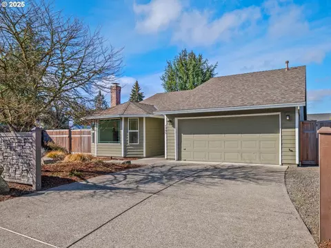 1395 SE 67th Ave, Hillsboro, OR 97123