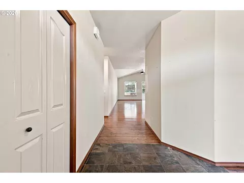 Entry Way - 18255 Antler Ave, Sandy, OR 97055 photo 3 of 3