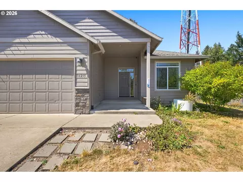 Exterior - 18255 Antler Ave, Sandy, OR 97055 photo 7 of 7