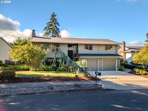 Exterior - 1968 SW 25th St, Gresham, OR 97080 photo 3 of 14