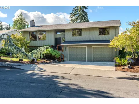 Exterior - 1968 SW 25th St, Gresham, OR 97080 photo 2 of 14