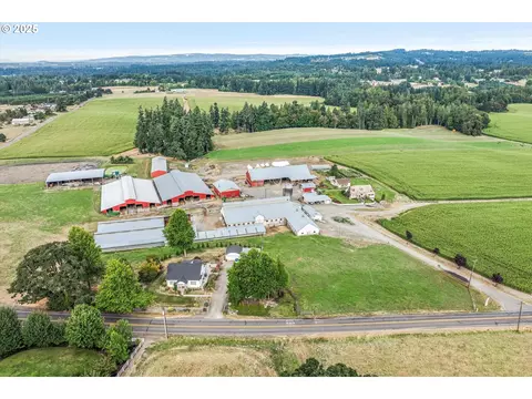 21303 S Central Point Rd, Oregon City, OR 97045