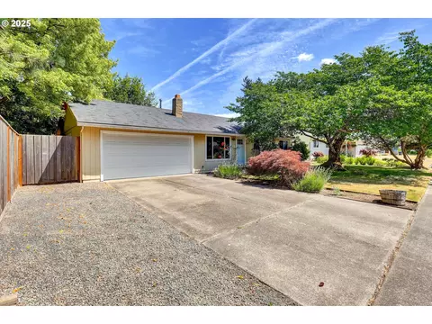 5477 SE Rancho St, Hillsboro, OR 97123