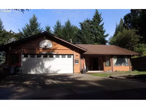 818 NW 359th St, La Center, WA 98629