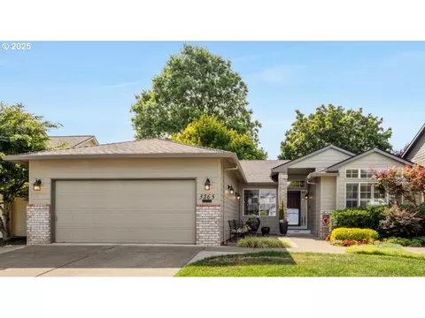 3265 NE Glencoe Oaks Pl, Hillsboro, OR 97124