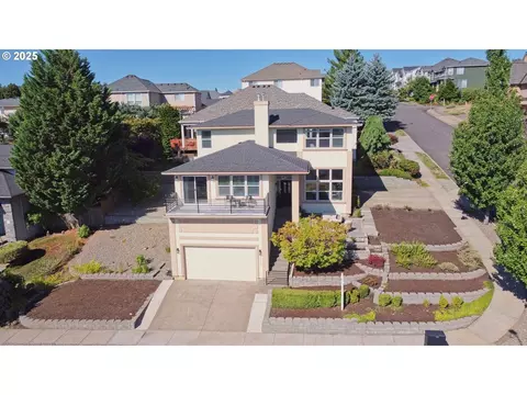 15943 SE Bybee Dr, Portland, OR 97236