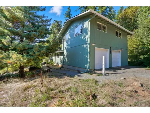 18763 S Grasle Rd, Oregon City, OR 97045