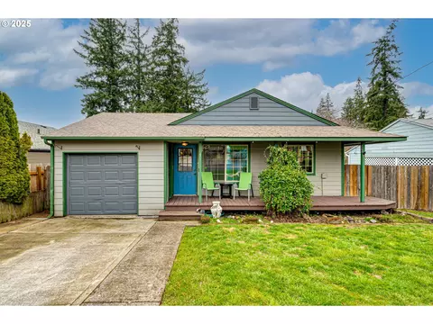 5 Parkland Dr, Kalama, WA 98625