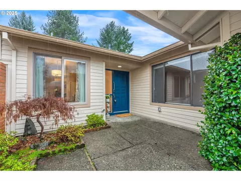 15890 SW Greens Way, Tigard, OR 97224