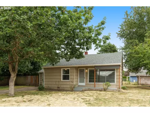 612 SE 11th Ave, Hillsboro, OR 97123