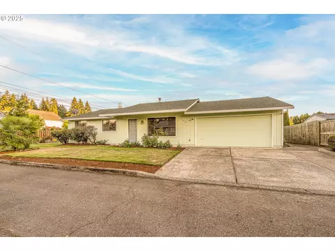 686 SE 43rd Ave, Hillsboro, OR 97123