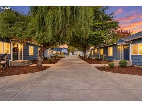 7612 SE 65th Ave, Portland, OR 97206
