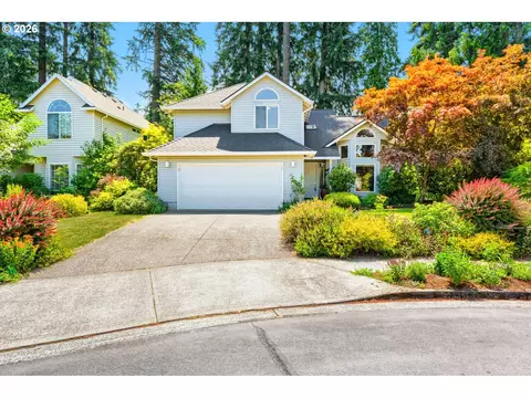 384 SE 58th Ct, Hillsboro, OR 97123