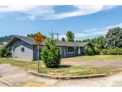 6731 Thurston Rd, Springfield, OR 97478 photo 10