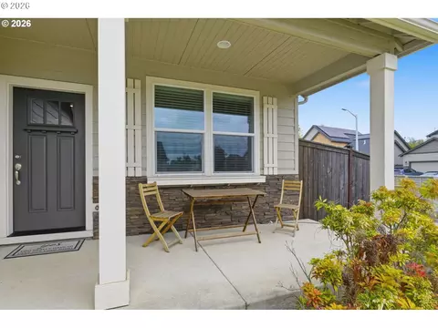 Exterior - 1285 Tirion Ave, Eugene, OR 97404 photo 2 of 3