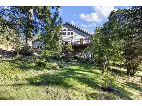 Exterior - 2533 Moon Mountain Dr, Eugene, OR 97403 photo 7 of 7