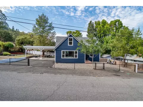 430 SE Leland St, Roseburg, OR 97470