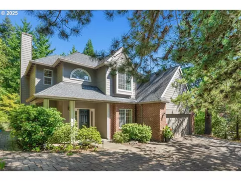 4844 SW 45th Ave, Portland, OR 97221