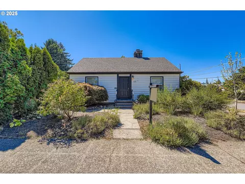2705 SE 67th Ave, Portland, OR 97206