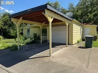 215 Hill Ave, Milton Freewater, OR 97862