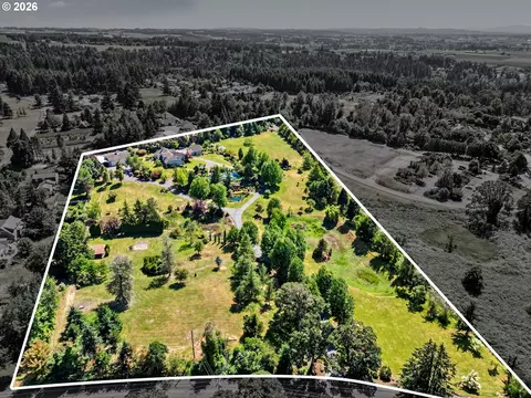 View/Area - 630 Eureka Ave, Silverton, OR 97381 photo 2 of 3