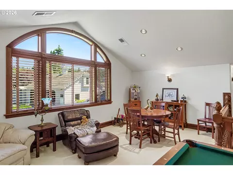 Other - 630 Eureka Ave, Silverton, OR 97381 photo 8 of 10