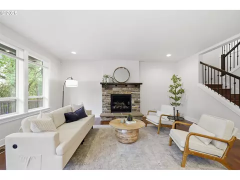 Living - 1930 Sterling Park Pl, Eugene, OR 97408 photo 1 of 4
