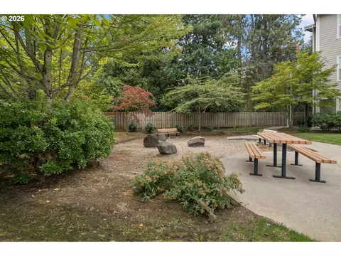 Exterior - 1258 NW Shattuck Way #308, Gresham, OR 97030 photo 3 of 12