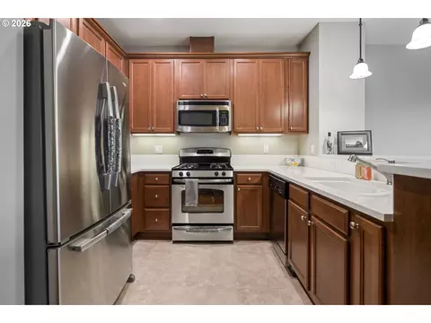 Kitchen - 1258 NW Shattuck Way #308, Gresham, OR 97030 photo 1 of 4