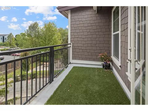 Exterior - 1258 NW Shattuck Way #308, Gresham, OR 97030 photo 10 of 12