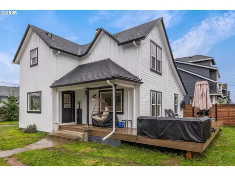 8007 N Hudson St, Portland, OR 97203