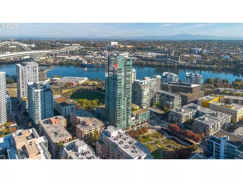1075 NW Northrup St #1715, Portland, OR 97209