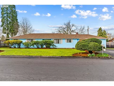 2434 14th Pl, Springfield, OR 97477