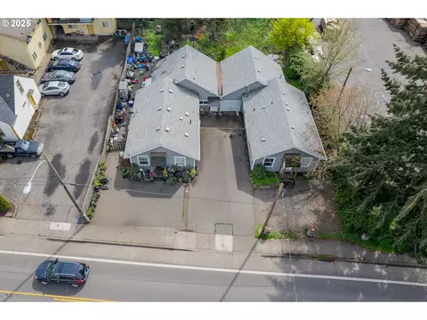 2148 Roosevelt Blvd, Eugene, OR 97402 photo 1