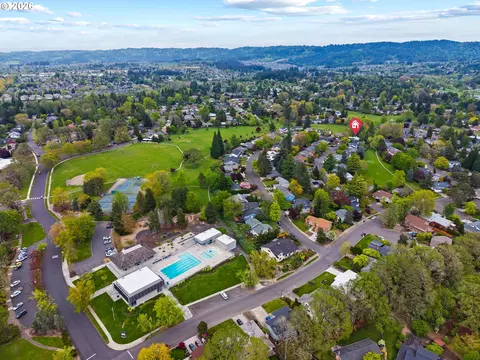 View/Area - 15051 NW Oakmont Loop, Beaverton, OR 97006 photo 4 of 4