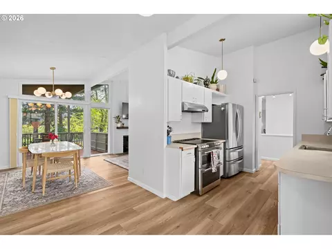 Kitchen - 15051 NW Oakmont Loop, Beaverton, OR 97006 photo 1 of 4